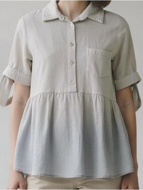 tea n rose Light Blue Button-Front Peplum Tunic